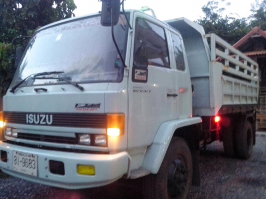 ขายรถบรรทุก 6 ล้อดัมพ์ ISUZU FTR 165 แรงม้า กระบะยาว 4.20 เมตร รถห้างแท้ ราคา 550000