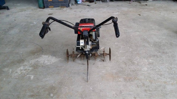 รถพรวนดินเดินตามขนาดเล็ก YANMAR เก่าญี่ปุ่น มีเกียร์ สภาพพร้อมใช้งาน เครื่องยนต์ติดง่าย รถพรวนดินเดินตามขนาดเล็ก YANMAR เก่าญี่ปุ่น มีเกียร์ สภาพพร้อมใช้งาน เครื่องยนต์ติดง่าย