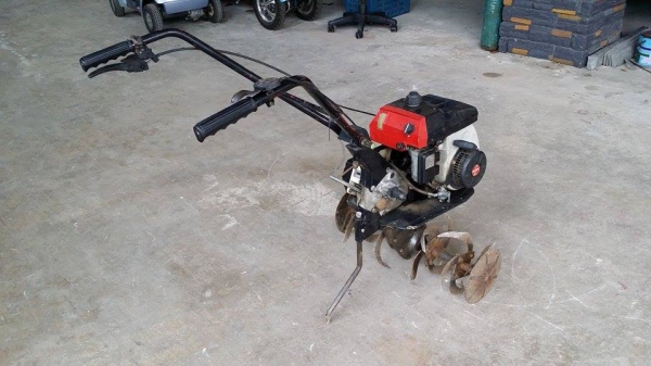 รถพรวนดินเดินตามขนาดเล็ก YANMAR เก่าญี่ปุ่น มีเกียร์ สภาพพร้อมใช้งาน เครื่องยนต์ติดง่าย รถพรวนดินเดินตามขนาดเล็ก YANMAR เก่าญี่ปุ่น มีเกียร์ สภาพพร้อมใช้งาน เครื่องยนต์ติดง่าย