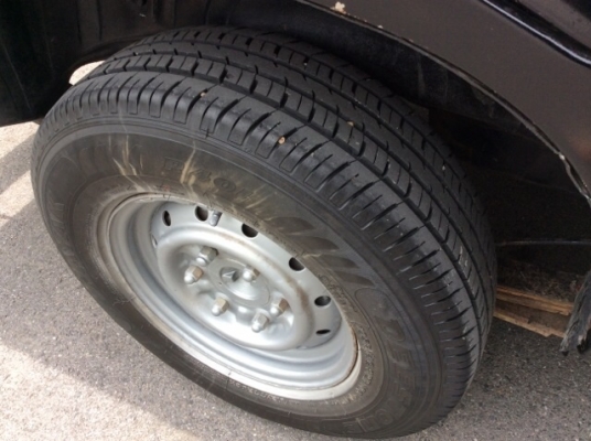 ขายรถกระบะบิ๊กเอ็มตอนเดียวปี92 เครื่องฝาแดง BD25 เกีย์ธรรมดา ไม่เพาเวอร์ ภายในเบาะหนัง แอร์เย็น คานหน้าเดิม มีเลขชัดเจน เครื่องแน่นๆ ไม่มีไอ ไม่พ่น เกียร์แน่น ช่วงล่างดี ยางดี กระบะแม็กไลเนอร์พร้อม รถขับดีครับ พร้อมใช้