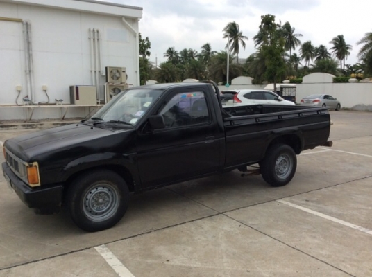 ขายรถกระบะบิ๊กเอ็มตอนเดียวปี92 เครื่องฝาแดง BD25 เกีย์ธรรมดา ไม่เพาเวอร์ ภายในเบาะหนัง แอร์เย็น คานหน้าเดิม มีเลขชัดเจน เครื่องแน่นๆ ไม่มีไอ ไม่พ่น เกียร์แน่น ช่วงล่างดี ยางดี กระบะแม็กไลเนอร์พร้อม รถขับดีครับ พร้อมใช้