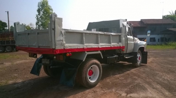 ขาย 6 ล้อหัวยาวดั้ม คัสซีสวยตลอดเส้น เครื่อง HO6C 180 แรงม้า เกียร์ HO เฟืองท้าย FUSO พวงมาลัยพาวเวอร์ ยางเต็ม ทะเบียนเต็มพร้อมโอน ราคาต่อรองได้ครับ