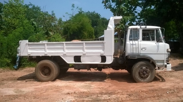 ขาย 6 ล้อดั้ม MITSU ยาง 900 คัสซีสวยใช้ได้ เครื่อง 6BB1 145 แรงม้า เฟืองท้ายใหญ่ มีสโลว์ พาวเวอร์ ทะเบียนครบ ราคาต่อรองได้