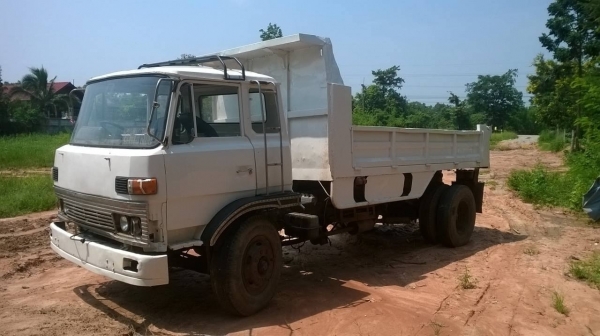 ขาย 6 ล้อดั้ม MITSU ยาง 900 คัสซีสวยใช้ได้ เครื่อง 6BB1 145 แรงม้า เฟืองท้ายใหญ่ มีสโลว์ พาวเวอร์ ทะเบียนครบ ราคาต่อรองได้