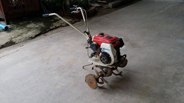 รถพรวนดินเดินตามขนาดเล็ก MITSUBISHI เก่าญี่ปุ่น พร้อมชุดพรวนดิน สภาพดี รถพร้อมทำงาน เครื่องยนต์ติดง่าย เหมาะพรวนดินแปลงขนาดกลาง-เล็ก ประหยัดน้ำมันเคลื่อนที่ง่าย รถพรวนดินเดินตามขนาดเล็ก MITSUBISHI เก่าญี่ปุ่น พร้อมชุดพรวนดิน สภาพดี รถพร้อมทำงาน เครื่องยนต์ติดง่าย เหมาะพรวนดินแปลงขนาดกลาง-เล็ก ประหยัดน้ำมันเคลื่อนที่ง่าย