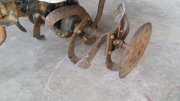 รถพรวนดินเดินตามขนาดเล็ก MITSUBISHI เก่าญี่ปุ่น พร้อมชุดพรวนดิน สภาพดี รถพร้อมทำงาน เครื่องยนต์ติดง่าย เหมาะพรวนดินแปลงขนาดกลาง-เล็ก ประหยัดน้ำมันเคลื่อนที่ง่าย รถพรวนดินเดินตามขนาดเล็ก MITSUBISHI เก่าญี่ปุ่น พร้อมชุดพรวนดิน สภาพดี รถพร้อมทำงาน เครื่องยนต์ติดง่าย เหมาะพรวนดินแปลงขนาดกลาง-เล็ก ประหยัดน้ำมันเคลื่อนที่ง่าย