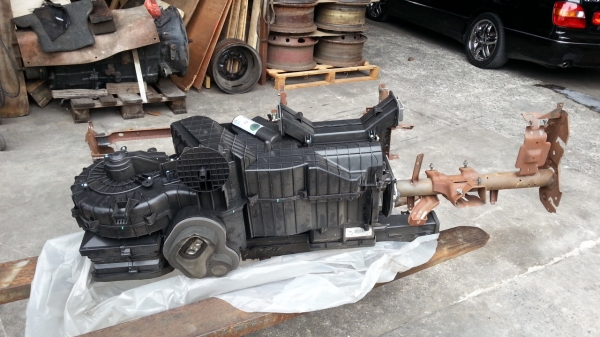 ตู้เเอร์นิสสันนาวาร่าครบชุด