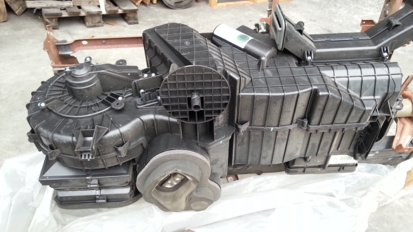 ตู้เเอร์นิสสันนาวาร่าครบชุด