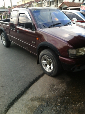 ขายIsuzu Dragon ปี97เครื่อง2.8 เดิมๆพร้อมๆ ขายIsuzu Dragon ปี97เครื่อง2.8 เดิมๆพร้อมๆ