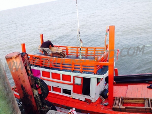 เรือประมงทะเล  เรือ 5 วา 1ศอก  เครื่องคันเตอร์ 100 4 dr 30