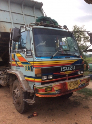 ขายISUZU ROCKYดั๊ม2เพลา 195แท้ เกียร์ZF เครื่องโบอินเตอร์ เครื่องดีเพิ่งเปลี่ยนมา ครัทซีสวยใหญ่ยาวตลอด ยางดี ราคา 780,000 บาท