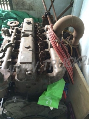 เครื่องนิสสัน 195แรงม้า ติดมากับเกียร์เรือ เป็นเกียร์นำ้มันจากประเทศ อังกฤษ