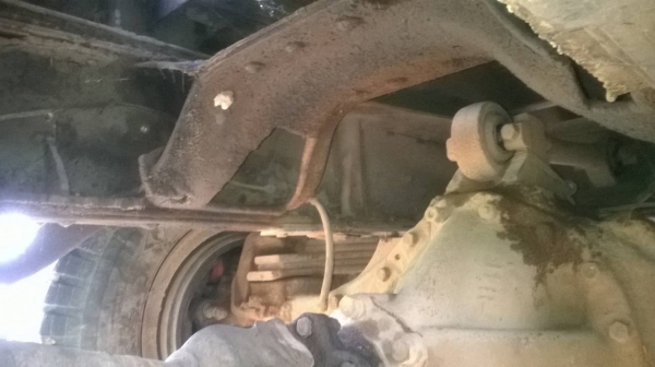 ขายเทนเลอร์ 10 ล้อเพลาเดียว KT925 ช่วงล่าง ZM คัสซีสวยตลอดเส้น เครื่อง EH700 168 แรงม้า สโลว์อินเตอร์ 4 สปีด พวงมาลัยพาวเวอร์ ทะเบียนพร้อมโอน ราคาต่อรองได้ครับ