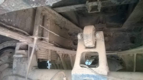 ขายเทนเลอร์ 10 ล้อเพลาเดียว KT925 ช่วงล่าง ZM คัสซีสวยตลอดเส้น เครื่อง EH700 168 แรงม้า สโลว์อินเตอร์ 4 สปีด พวงมาลัยพาวเวอร์ ทะเบียนพร้อมโอน ราคาต่อรองได้ครับ