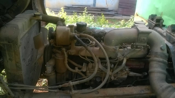 ขายเทนเลอร์ 10 ล้อเพลาเดียว KT925 ช่วงล่าง ZM คัสซีสวยตลอดเส้น เครื่อง EH700 168 แรงม้า สโลว์อินเตอร์ 4 สปีด พวงมาลัยพาวเวอร์ ทะเบียนพร้อมโอน ราคาต่อรองได้ครับ