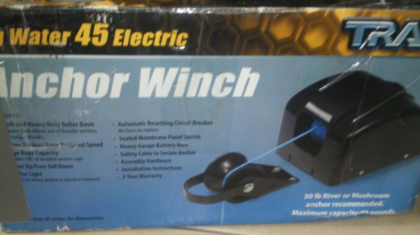 ขาย Winch สมอไฟฟ้าพร้อมรีโมท ของ TRAC สั่งมายังไม่ได้ใช้งาน