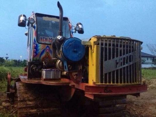 ขายรถตีดิน พ.เจริญการช่าง ช่วงล่าง 12ST เครื่องEK100 260แรงม้า ปั้มไดกิ้นเบอร์23 สภาพสวยพร้อมใช้ ราคาต่อรองได้ ติดต่อได้ที่คุณ อ๊อฟ พิจิตร 086-737-9991