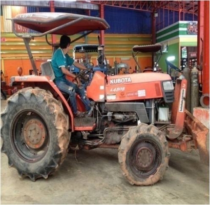 รถแทรกเตอร์มือ 2