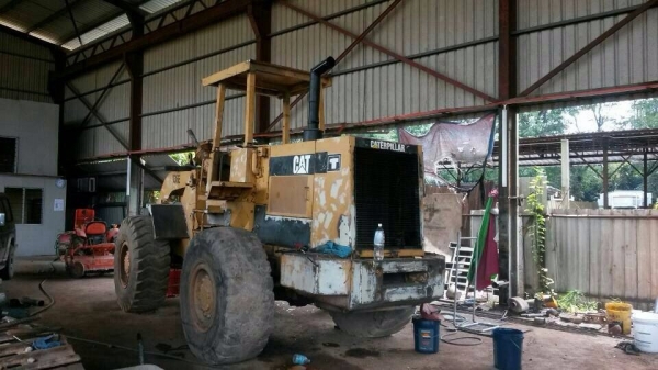 ขายรถตัก CAT 936E สภาพสวยพร้อมใช้ ราคาต่อรองได้ ติดต่อได้ที่คุณ อ๊อฟ พิจิตร 086-737-9991