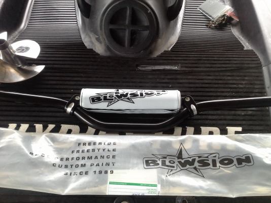 แฮนด์แต่งสำหรับ บัสเตอร์ XP-800 HX