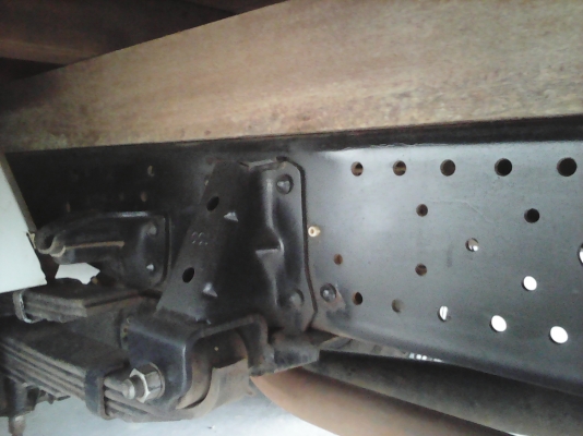 หกล้อ อีซูซุ NMR130แรง ปี54วิ่งแค่7xxxx เอกสารเล่มทะเบียนพร้อมโอน