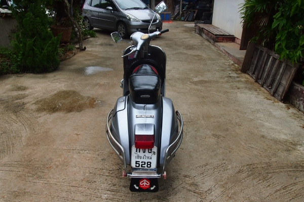ลดราคาขาย Bajaj หัวเหลี่ยม สภาพเดิม ทะเบียนพร้อมโอน 49,000.- (ที่เชียงใหม่)