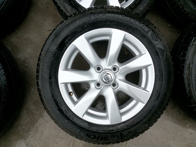 ขายล้อแม็กNISSAN ALMERA VL (รุ่นTOP) พร้อมยาง 4 ล้อ