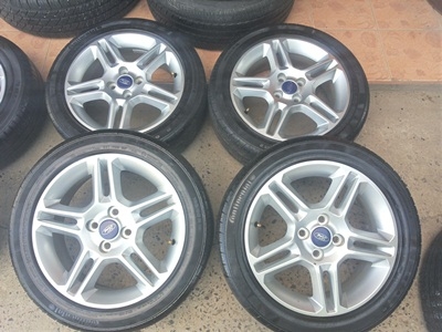 ขายล้อแม็กFORD Fiesta (TOP) ขอบ 16 พร้อมยางปี12 4 ล้อ