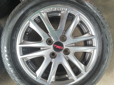 ขายล้อแม็ก TOYOTA TRD ขอบ15 พร้อมยางปี13 4 ล้อ