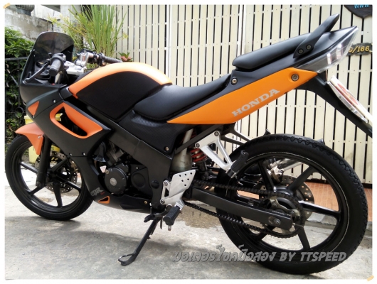 ขาย CBR 150 Wrap สีดำส้มด้าน ไมล์เหลืองปี 50 ขาย CBR 150 Wrap สีดำส้มด้าน ไมล์เหลืองปี 50
