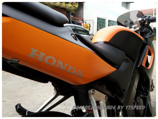 ขาย CBR 150 Wrap สีดำส้มด้าน ไมล์เหลืองปี 50 ขาย CBR 150 Wrap สีดำส้มด้าน ไมล์เหลืองปี 50