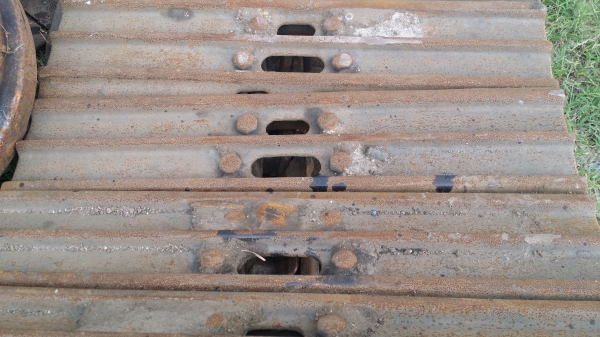 ขายด่วน ใบแทรก CAT ยาว80เชนติเมตร รูน๊อต 20 มิล แผ่นละ 800