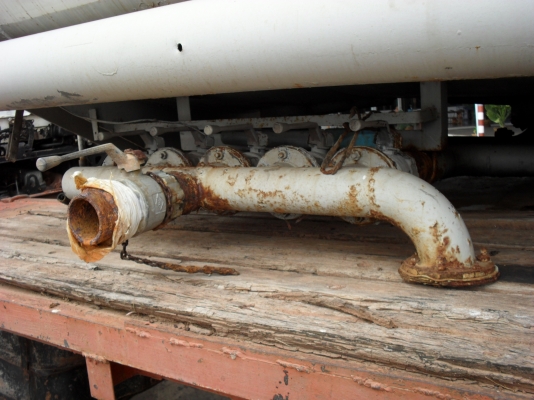 ขายถังนํ้าบรรจุได้16000ลืตรสวยเดิมพร้อมใช้งานราคาถูก ขายถังนํ้าบรรจุได้16000ลืตรสวยเดิมพร้อมใช้งานราคาถูก