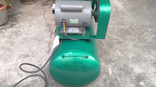 ขายปั้มลม FUSHENG 1 แรง 90 ลิตร ขายปั้มลม FUSHENG 1 แรง 90 ลิตร