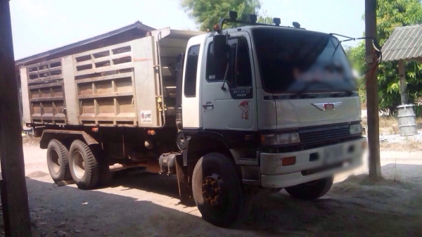 ขายรถบรรทุกสิบล้อดัมพ์ HINO 3M เครื่องเดิม 240 แรง 2 เพลา ปี 39 กระบะดัมพ์โคราช ทะเบียนพร้อม