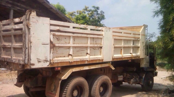 ขายรถบรรทุกสิบล้อดัมพ์ MITSUBISHI TD เครื่องเดิม 6D16-195 แรง 2 เพลา ซีเรียล 4,0xxx กระบะดมพ์โคราช