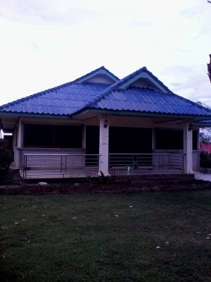 ขายบ้านพร้อมที่ดินบนเนินเขาสวยอากาศดี ที่3งาน53ตรวา อยู่ที่ปากช่อง หมู่บ้านโปร่งวัวัแดง