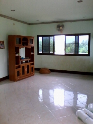 ขายบ้านพร้อมที่ดินบนเนินเขาสวยอากาศดี ที่3งาน53ตรวา อยู่ที่ปากช่อง หมู่บ้านโปร่งวัวัแดง