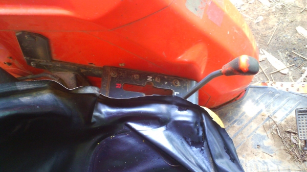 รถไถ KUBOTA 4508 DI มีใบดันหน้า ผานสาม และ ผานหก ตราช้าง สภาพใช้งานน้อยมาก.