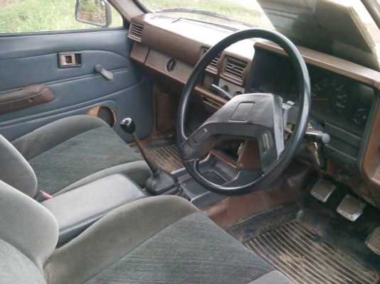 โตโยต้า 2400