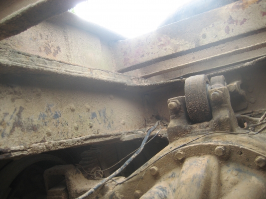 หัวยาว เพลาเดียว    ราคา  250,000  บาท