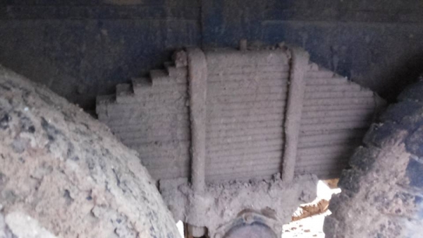 ***ขายแล้วครับขอบคุณ Truck2hand ขาย10ล้อ2เพลาดั้มถูกๆ HINO SUMO FM227LD วางเครื่องHO7C-185แรง (ลงเล่ม) เครื่องดีเกียร์ดี ช่วงล่าง2เพลาเดิม คัสซีดี มีบวมซับใน กับ มีตำหนิ คัสซีแตกกลางตัวซ้าย รอยแตกขึ้นประมาณ2นิ้ว (ตามรูป) ที่เหลือไม่ปะไม่ดาม สโลวเดิม กระบะ