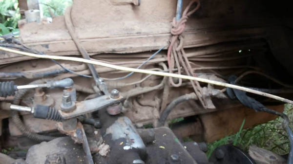 ***ขายแล้วครับขอบคุณ Truck2hand ขาย10ล้อ2เพลาดั้มถูกๆ HINO SUMO FM227LD วางเครื่องHO7C-185แรง (ลงเล่ม) เครื่องดีเกียร์ดี ช่วงล่าง2เพลาเดิม คัสซีดี มีบวมซับใน กับ มีตำหนิ คัสซีแตกกลางตัวซ้าย รอยแตกขึ้นประมาณ2นิ้ว (ตามรูป) ที่เหลือไม่ปะไม่ดาม สโลวเดิม กระบะ