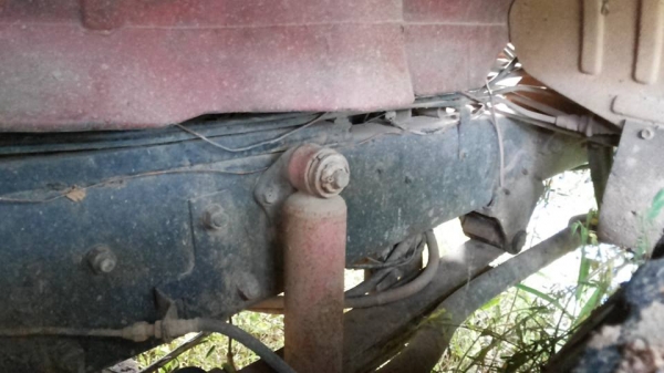 ***ขายแล้วครับขอบคุณ Truck2hand ขาย10ล้อ2เพลาดั้มถูกๆ HINO SUMO FM227LD วางเครื่องHO7C-185แรง (ลงเล่ม) เครื่องดีเกียร์ดี ช่วงล่าง2เพลาเดิม คัสซีดี มีบวมซับใน กับ มีตำหนิ คัสซีแตกกลางตัวซ้าย รอยแตกขึ้นประมาณ2นิ้ว (ตามรูป) ที่เหลือไม่ปะไม่ดาม สโลวเดิม กระบะ