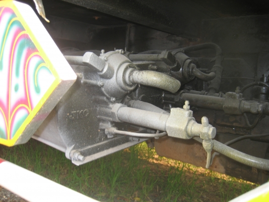 เพลา เดียว  EH 700  168 แรง  พร้อมหางบันได  ราคา   630,000 บาท