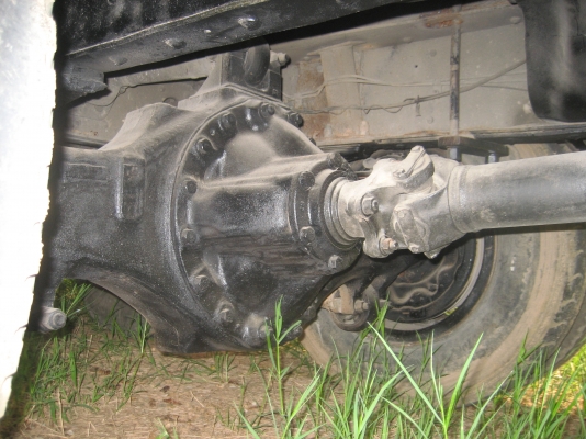 เพลา เดียว  EH 700  168 แรง  พร้อมหางบันได  ราคา   630,000 บาท