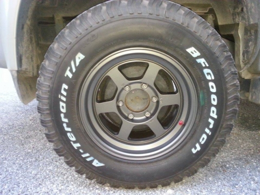 ขายยาง BFGoodrich A/T 265/70 R16 ยางใหม่ ปี2014 Made in U.S.A