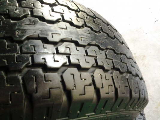 บริสโตน 245/70/16 ปี12 ดอกตรูมๆ