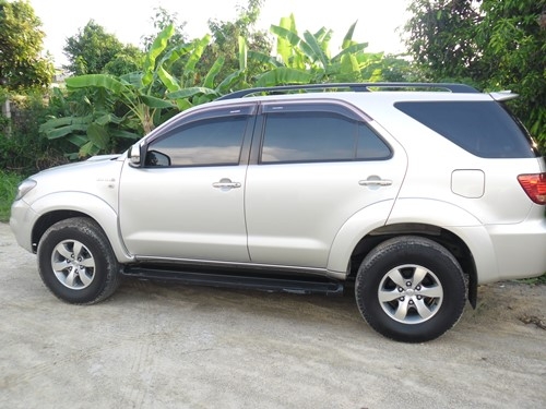 ขาย FORTUNER 3.0 D  ดีเซล ตัวท๊อป ปี 06