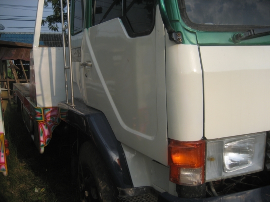 หลง  195 แรง  2 เพลา  ไม่มีบันได  ราคา  730,000 บาท